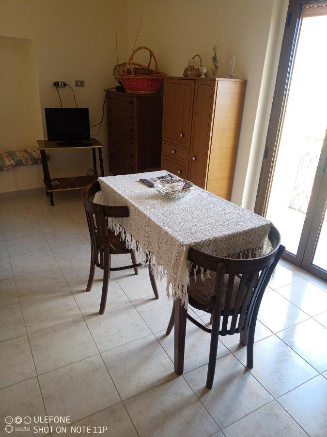 Casa Vacanze " Mela " Nova Siri Buitenkant foto
