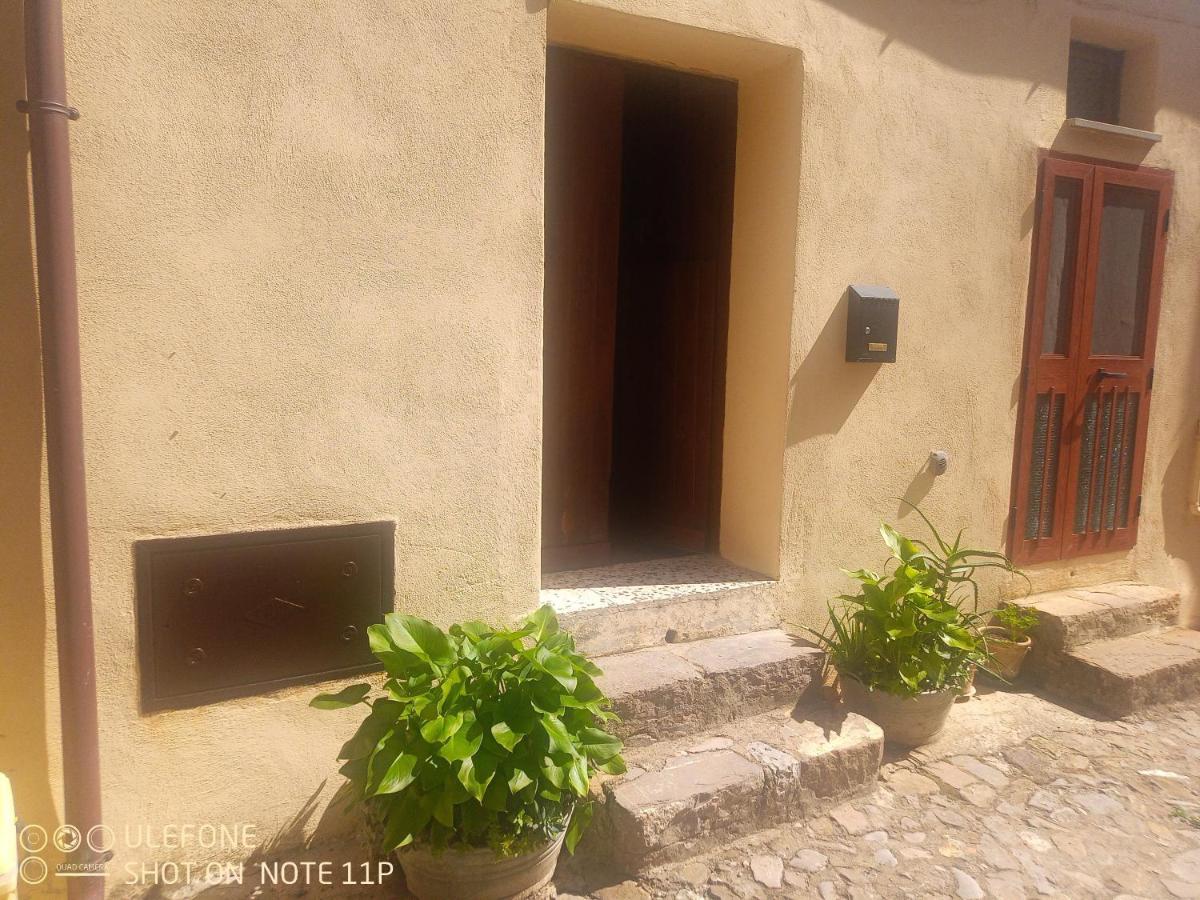 Casa Vacanze " Mela " Nova Siri Buitenkant foto