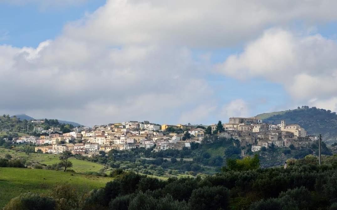 Casa Vacanze " Mela " Nova Siri Buitenkant foto